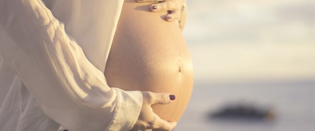 Postrach kobiet w ciąży: rozstępy