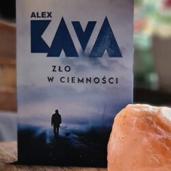 Zło w ciemności – Alex Kava