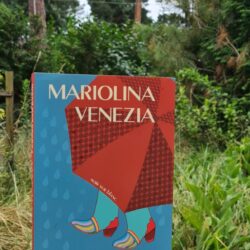 Pogoda pod psem – Mariolina Venezia